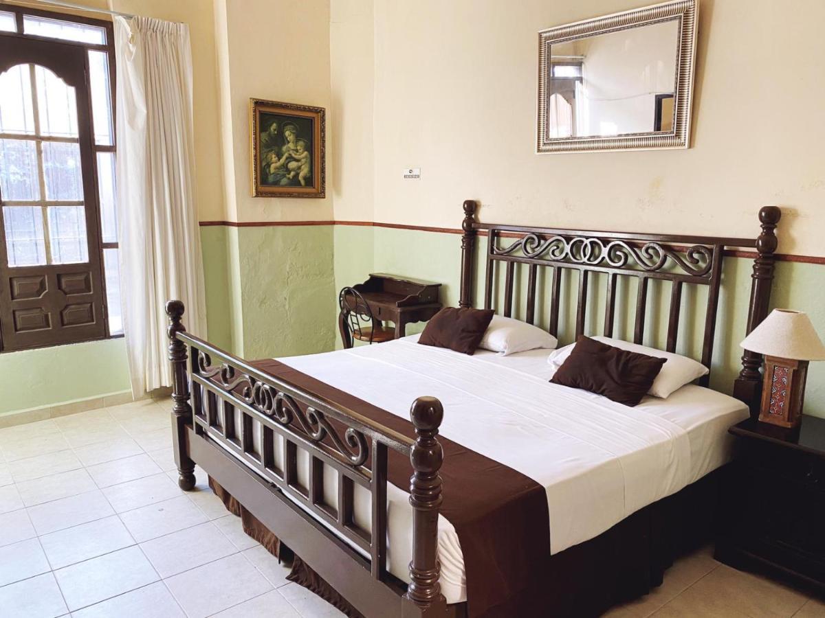 Luna Nueva Hotel-Boutique Мерида Екстериор снимка